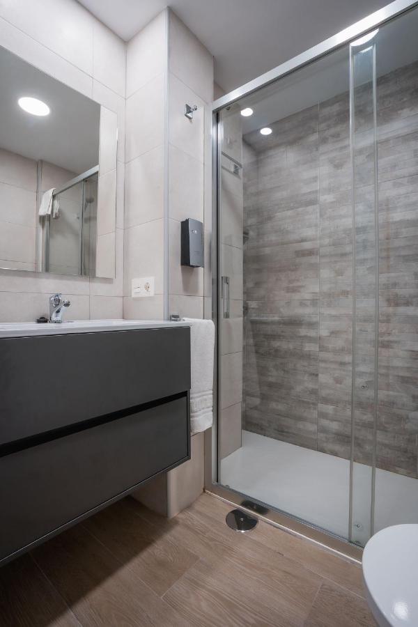 Apartamento Qh Capuchinos Granada Exterior foto