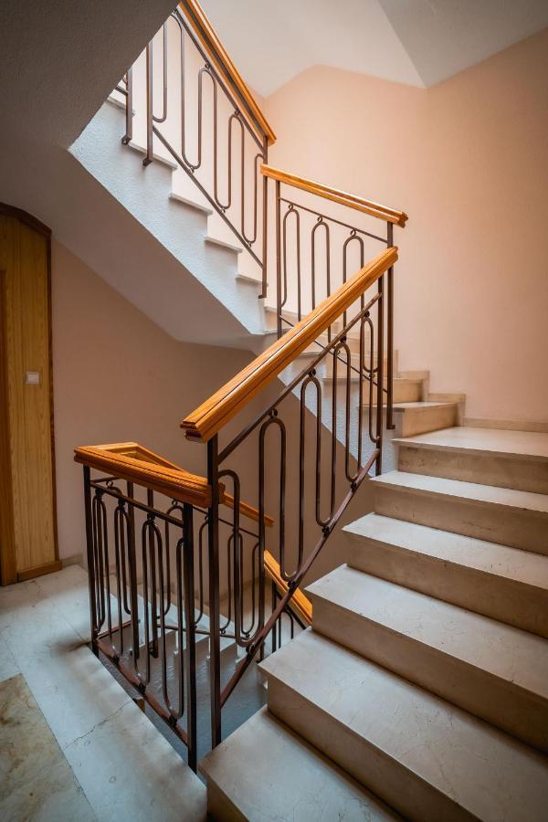 Apartamento Qh Capuchinos Granada Exterior foto
